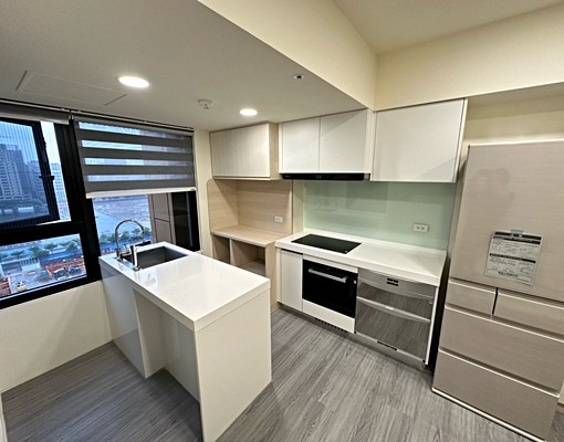 A18高鐵~全新裝潢系統櫃2房~邊間採光好!好物件~歡迎預約 - Image 5