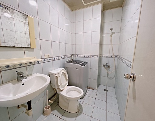 可租補🌈近一中🌈戶數少單純🔥採光超級好🌈超大大間 - Image 4