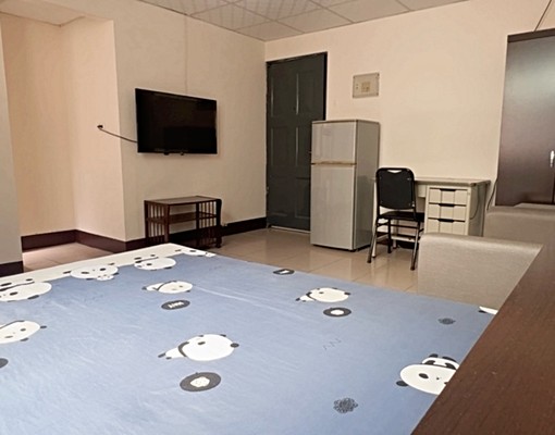 電梯獨立套房🛗✨近火車站、一中街、電影院、公車站牌、醫院 - Image 2