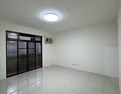 全新整修|四房兩廳兩衛🏡家庭首選 - Image 1