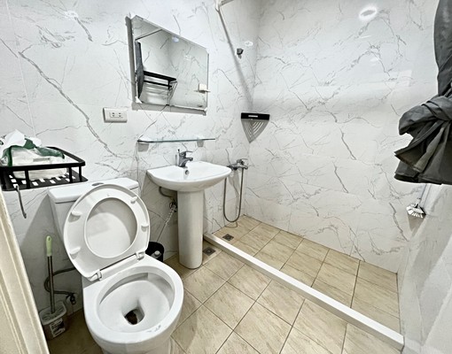 💕全新整理｜1樓住家｜大四房｜大慶商圈 - Image 8