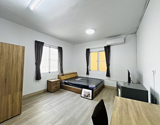 近鳳山車站全新翻修套房(可分租) - Image 3