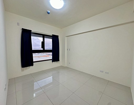 楠梓高大特區★棋琴25重奏全新4房平車可租補附家俱 - Image 7