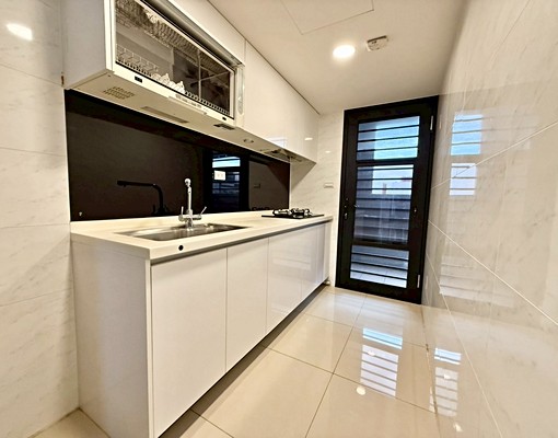 一中中國醫中友秀泰精武💖可租補戶籍超美精裝三房含平車浴缸 - Image 15