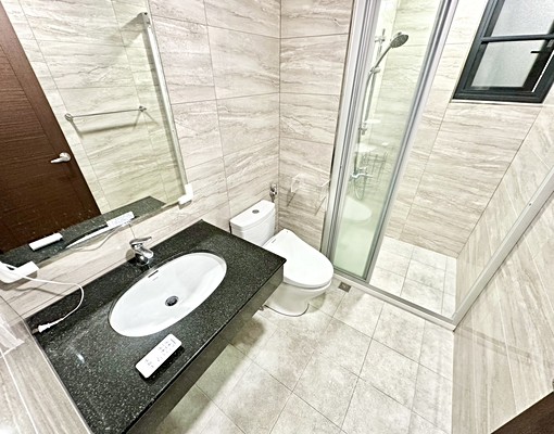 敦富路★總站好市多★三房平車★可租補 - Image 9