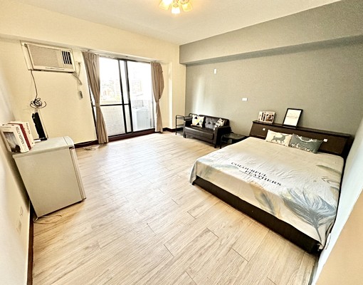 近美術館🔥可寵✨陽台獨洗曬✨雙租補✨台水台電✨便宜大空間 - Image 2