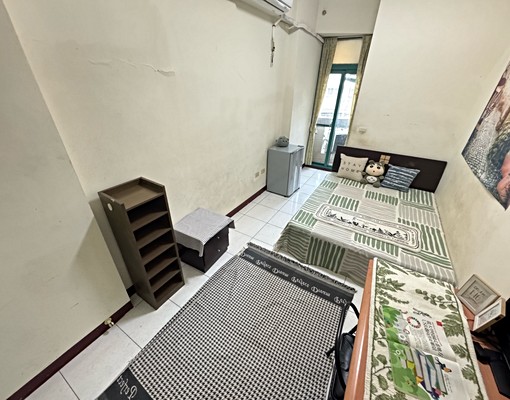 大里/益民🤩電梯陽台落地窗獨曬⚡️傢俱電器齊全 - Image 3