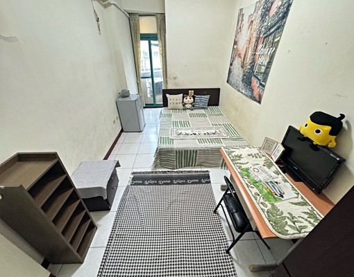 大里/益民🤩電梯陽台落地窗獨曬⚡️傢俱電器齊全 - Image 2