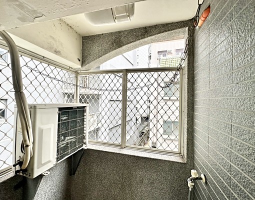 走路一中街🔥可寵物✨雙租補✨陽台獨洗曬✨超大空間套房 - Image 8