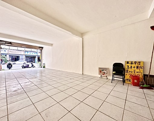 秒殺🍎稀有臨路透天透店🌟四房門前車🔥店住合一 - 591租屋網 - Image 9