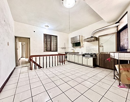 秒殺🍎稀有臨路透天透店🌟四房門前車🔥店住合一 - 591租屋網 - Image 12