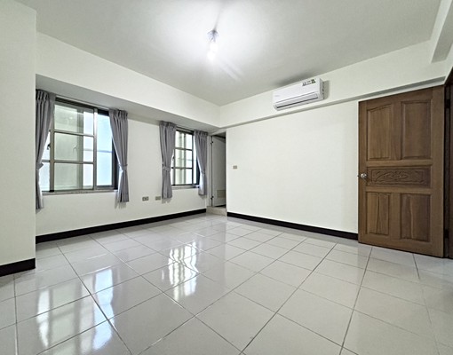 精明商圈⭐可租補入籍⭐三房三衛⭐市場最低價 - Image 9