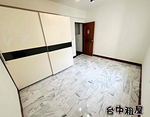 透天四房💖近捷運站💖門口可停車💖可租補 - 591租屋網 - Image 10