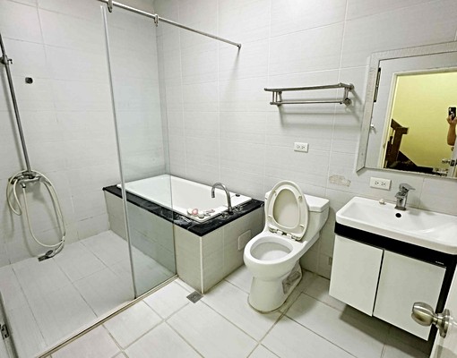 透天四房💖近捷運站💖門口可停車💖可租補 - 591租屋網 - Image 7