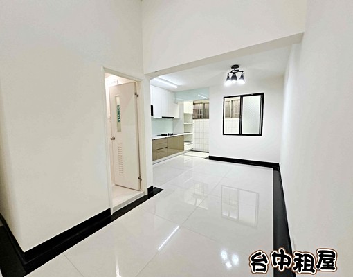 透天四房💖近捷運站💖門口可停車💖可租補 - 591租屋網 - Image 3