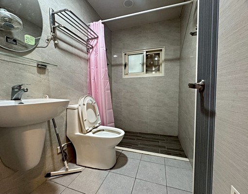 府中🏠租補❗️獨立陽台獨洗曬/小格局🌟掀床收納/生活機能 - Image 8