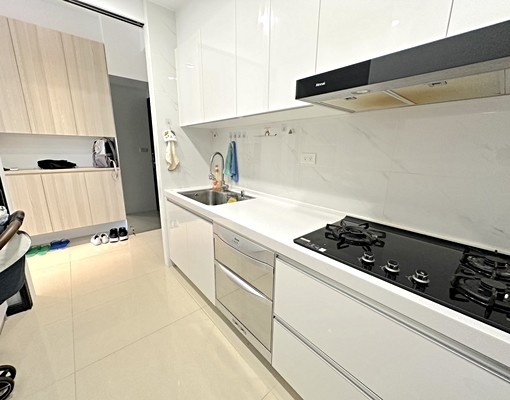 無限視野美三房＋平車～雙衛浴皆有開窗！如需傢俱可溝通 - 591租屋網 - Image 8