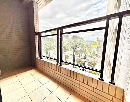 東區👍三大房家具全配、大陽台可租補 - 591租屋網 - Image 6