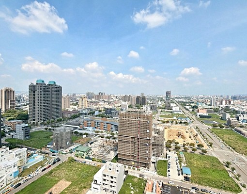 來跟漢神百貨做鄰居吧🏡頂樓帝王戶大3房雙平車/可租補戶籍 - Image 7