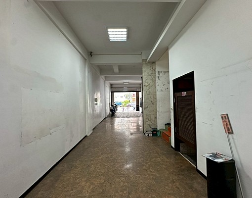 勝利星村透天店面 - Image 3