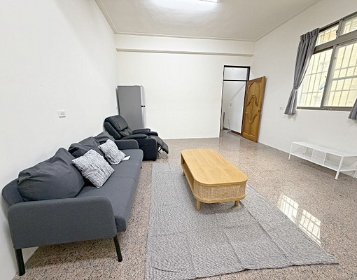 高雄市三民區安寧街25坪整層3房出租，高雄火車站生活機能便利 - Image 4