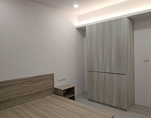 全新兩房裝潢附家電/一層一戶/可貓可租補 - Image 3