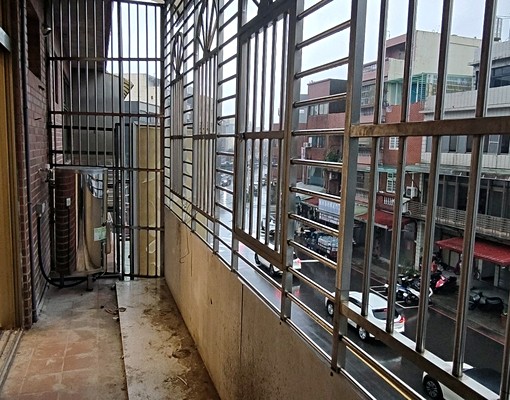 全新兩房裝潢附家電/一層一戶/可貓可租補 - Image 9