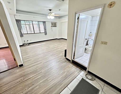 豐原三房🐻大間全新整理✨採光佳佳✨管理員代收包裹 - Image 1