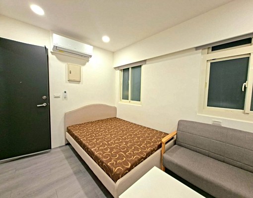 三民高中/裝潢新格局方正/採光通風乾濕分離/家具齊全/機能佳 - Image 5