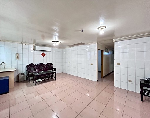 ✨五泰秀秀✨超值低樓層四房公寓✨可寵✨可租補✨免仲介費✨ - Image 2