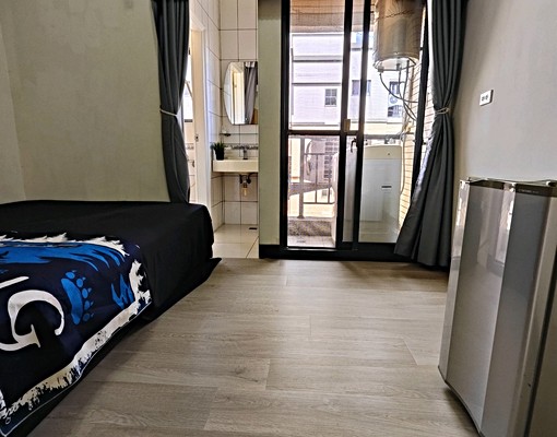 電梯套房，獨洗曬陽台，管理員，子母車，屋主自租實際原圖出租房 - Image 2