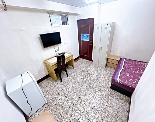 近!東門國小/電梯套房可補助可短租/乾淨舒適 - Image 2