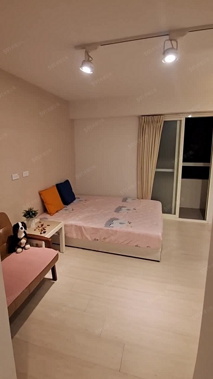 市政府/火車站/獨立陽台美套房/可租補 - Image 1