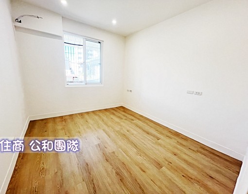 竣羽~三樓大3房~超大陽台~有天然瓦斯~便宜租3.1萬快來 - Image 11