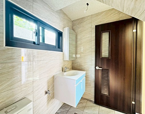 清海國中旁⭐臨路全新｜四套美墅｜可租補｜可員工宿舍 - Image 5