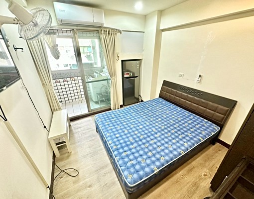 近逢甲橋光 - Image 1