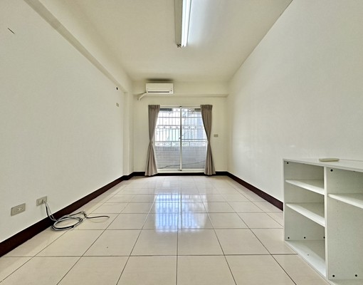 環中74號道旁✅營登大透天︱近洲際✅租補✅可戶籍 - Image 4