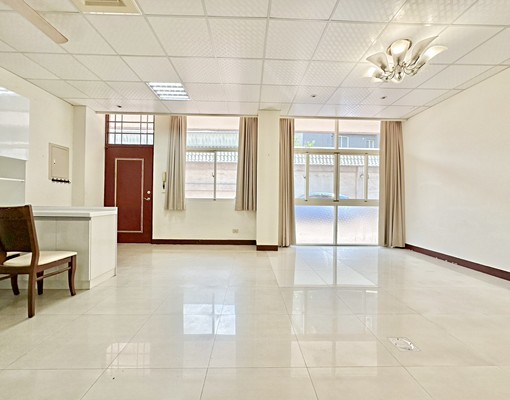 環中74號道旁✅營登大透天︱近洲際✅租補✅可戶籍 - Image 1