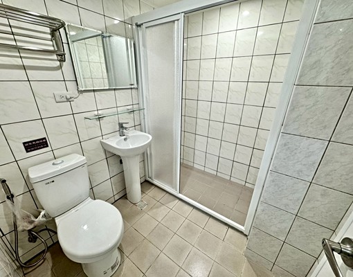 ✨可寵可租補✨大三房+車位✨大墩國小旁✨前後陽台入門玄關 - 591租屋網 - Image 6