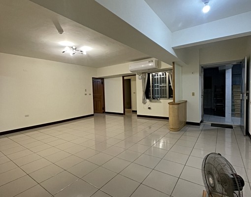 🏡【西區大墩商圈｜稀有大三房出租】 - 591租屋網 - Image 1