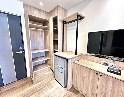 超大間電梯採光套房💕陽台獨洗曬✨可寵可貓💕可租補 - Image 10