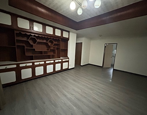 免仲介費!!可租補!!!學校旁大四房機能一級棒!! - 591租屋網 - Image 1