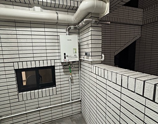 佳瓚🏠三房含傢俱🌈免仲🌈可租補🎉 - Image 3