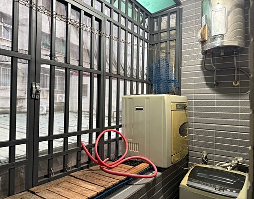 東區大套房可貓可租補 - Image 2