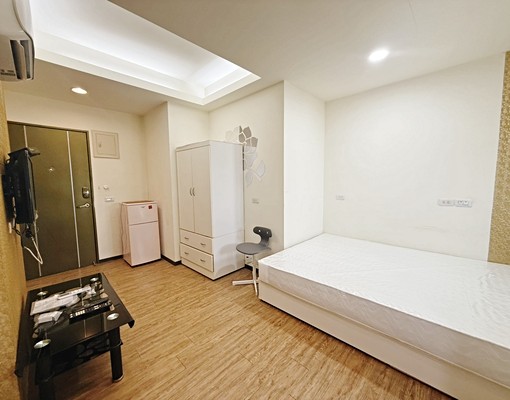 中山東路🐥一年起租-尊享空間-公道租金 - Image 3