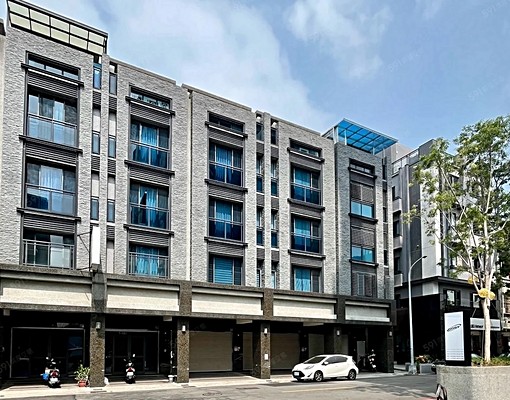 可租補~Lalaport🌈震後12年屋🌈臨路雙車透店 - Image 1