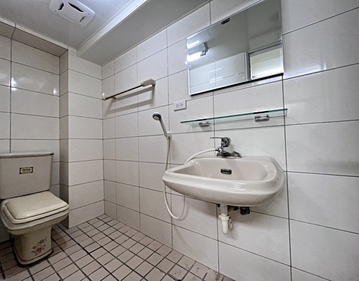 ~~東區一樓+地下室(住辦工作室)~~ - 591租屋網 - Image 7