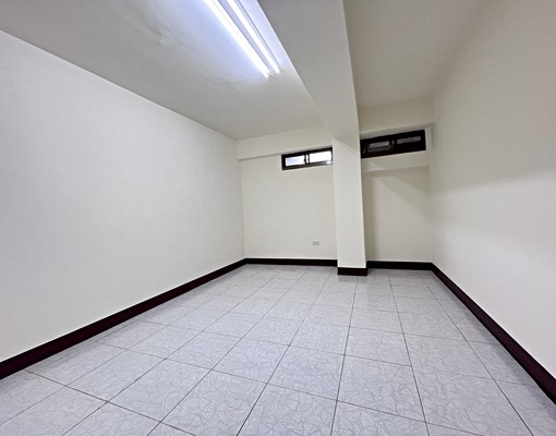 ~~東區一樓+地下室(住辦工作室)~~ - 591租屋網 - Image 9