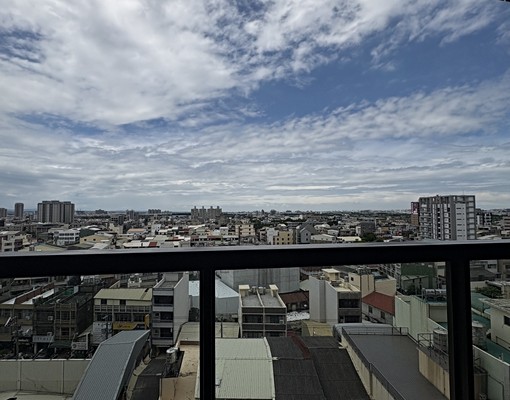 租大任之翼三房平車含家具家電 - Image 1