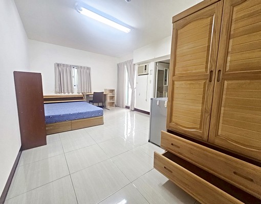 👍誠信小施🏠近成大優質套房🉑租補✨垃圾代收全新變頻冷氣 - Image 2